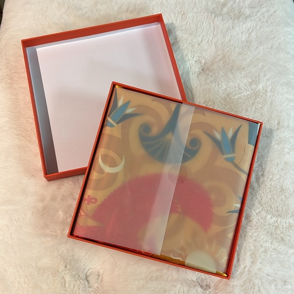 Fairyloot scarf - Picture 3 of 3